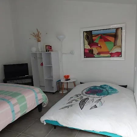 Bourg - Chez Perli * 比斯卡罗斯